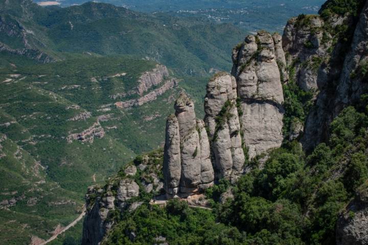 Monasterio de Montserrrat: Montaña de Montserrat