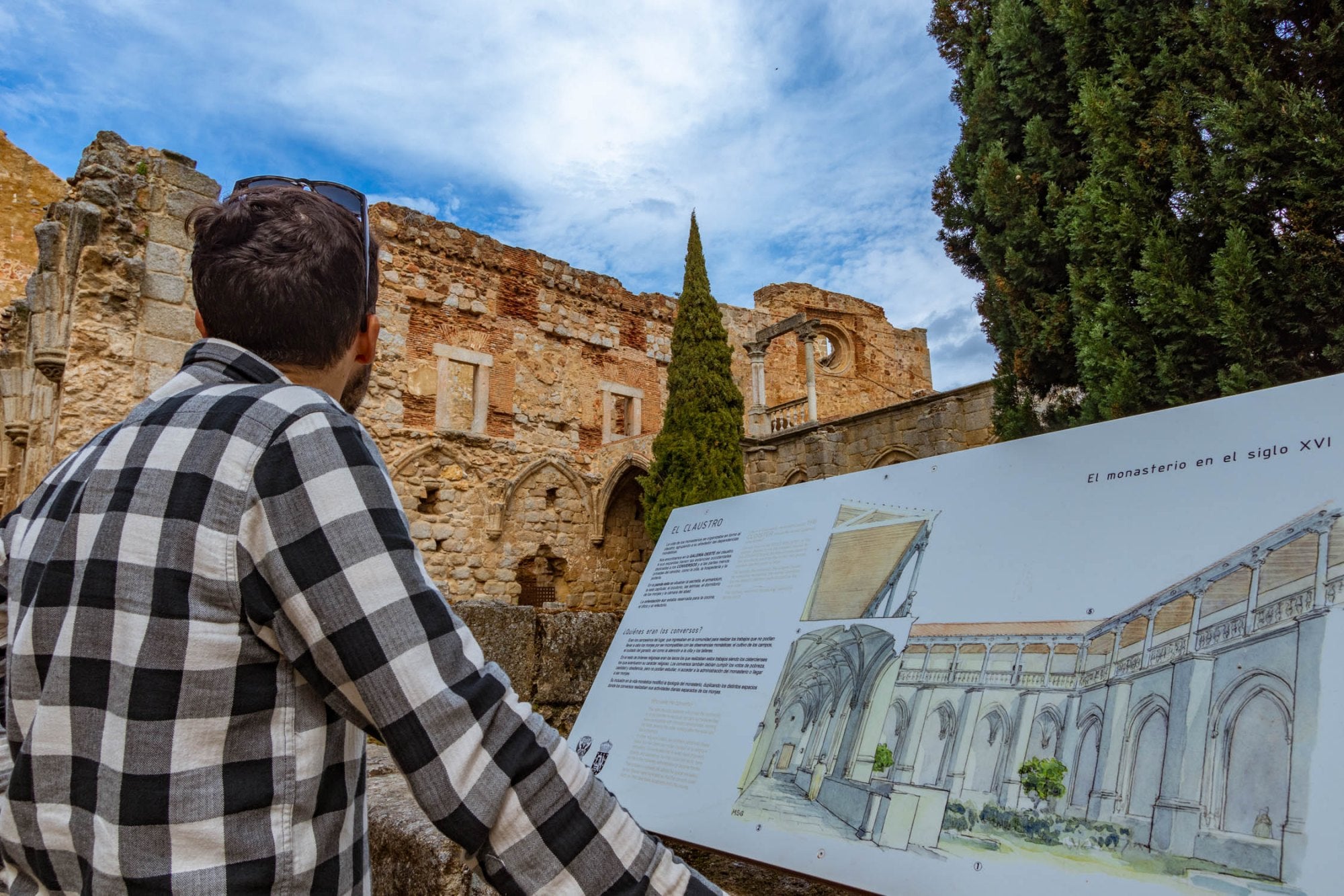 Paneles informativos del Monasterio de Pelayos de la Presa (Madrid)