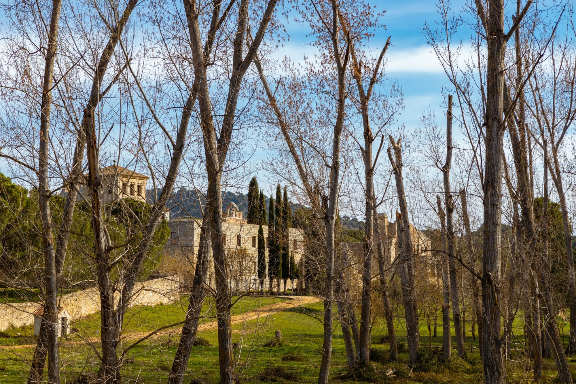 Exterior del Monasterio de Pelayos de la Presa (Madrid)