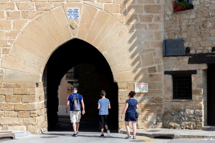 Portal de San Antonio, uno de los pocos restos de la antigua muralla.