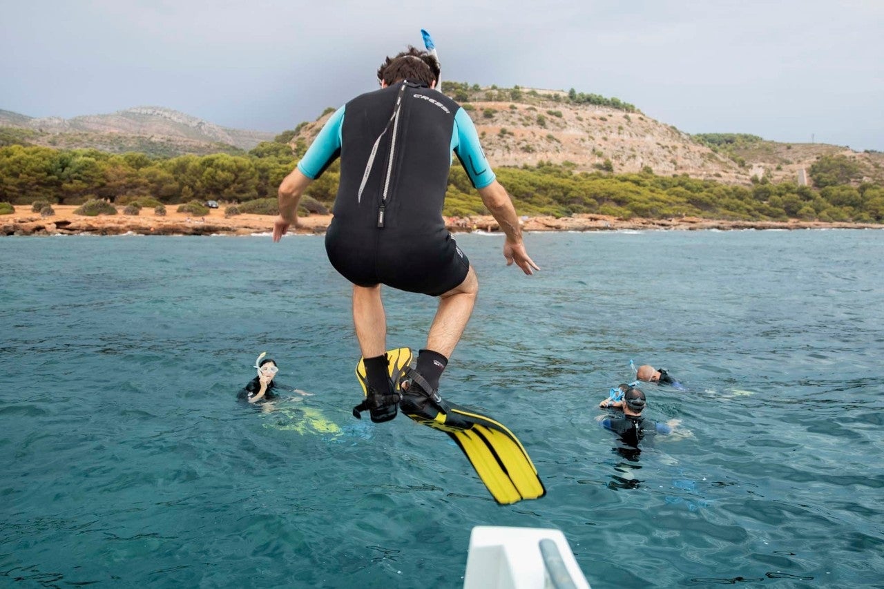 Te proponemos descubrir los fondos marinos de Oropesa del Mar lanzándote al agua.

​