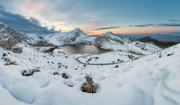 Los lagos de Covadonga, helados.