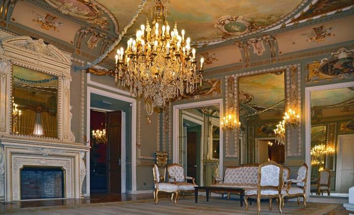 Uno de los salones del Palacio del Marqués de Villafranca.