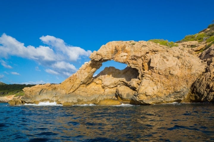 Parque Nacional de Cabrera: rocas en el mar