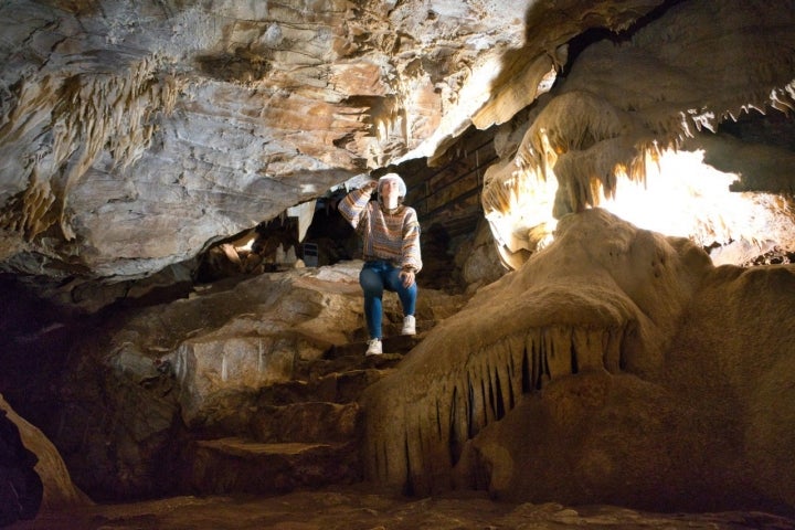                                Las tres cuevas abiertas al público son Masero, los Postes y la del Agua.