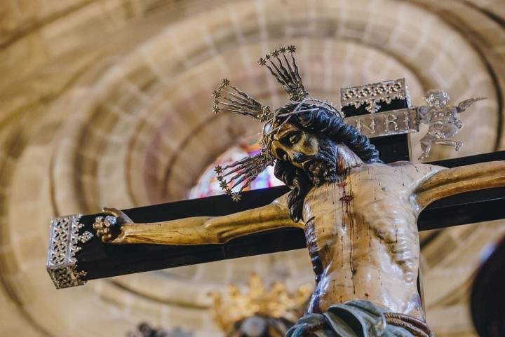 El Cristo de la Viga, en el interior de la Catedral. Foto: Javier Sierra.