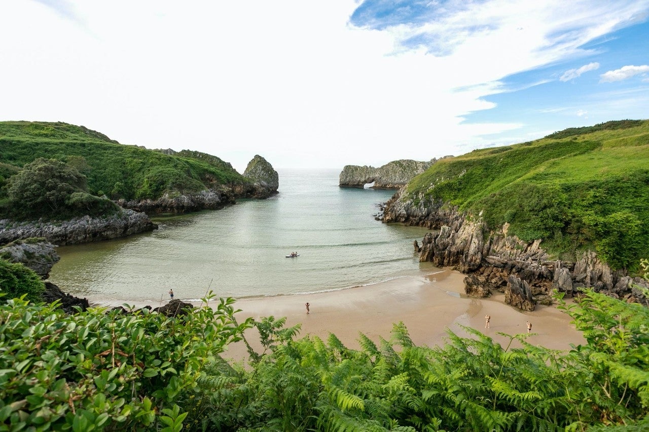 Playa de Berrellín, en Val de San Vicente (Cantabria)