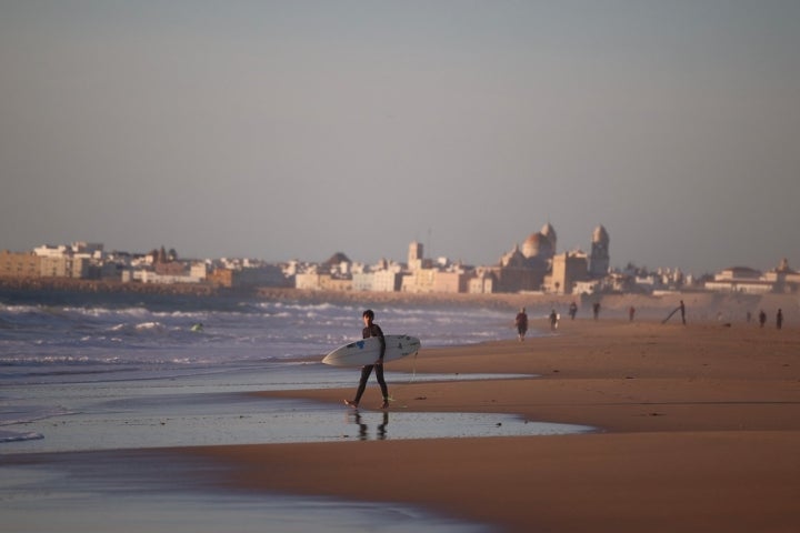 Playa Cortadura Cadiz surf