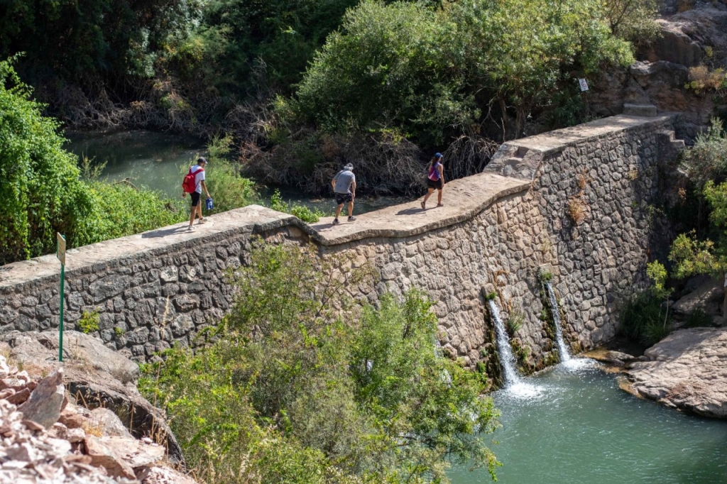 Los diques del Turón: caminata a la sombra para disfrutar de pozas de agua cristalina