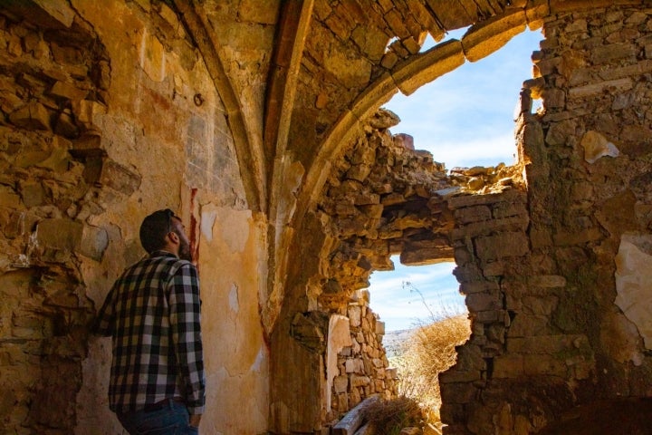Pueblos abandonados e icnitas ribera Cidacos iglesia de Villaseca Bajera