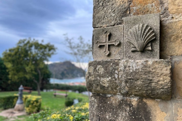 Detalle de la Ermita de San Martín en Orio.