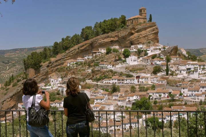Montefrío, un pueblo impresionante para visitar en Granada. Foto: Agefotostock