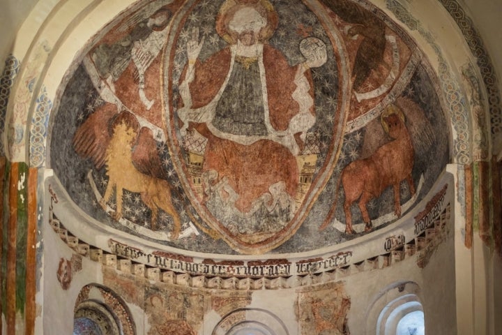 Pantocrátor de la iglesia Santa María la Mayor en Arévalo (Ávila).