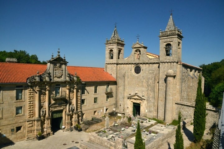 Ruta por el Cañón Mao (Ribeira Sacra): Monasterio de Santo Estevo.