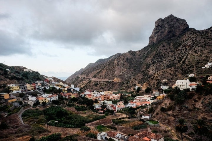 La Gomera: Vista del pueblo de Vallehermoso. Foto: Hugo Palotto