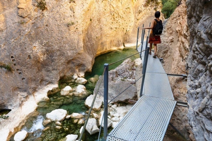 Con tres kilómetros de longitud y menos de 200 de desnivel, la ruta se realiza en un par de horas. Foto: Agefotostock.