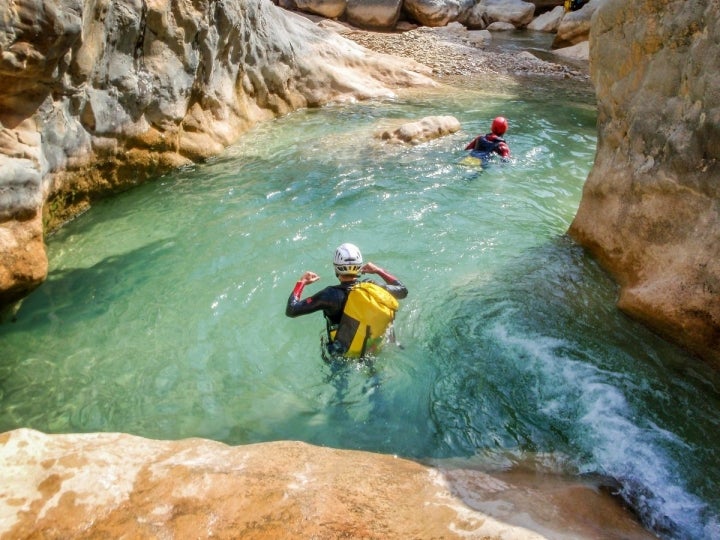 La Sierra de Guara es un buen sitio para iniciarse en el barranquismo. Foto: Shutterstock.