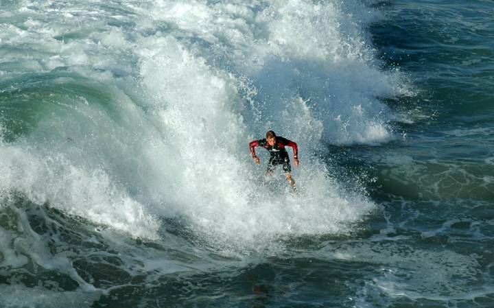 mundaka surf