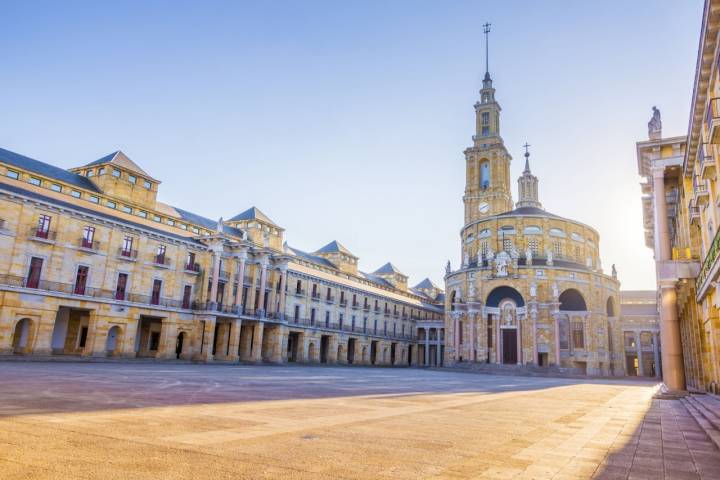 La Universidad Laboral de Gijón. Foto: Shutterstock.