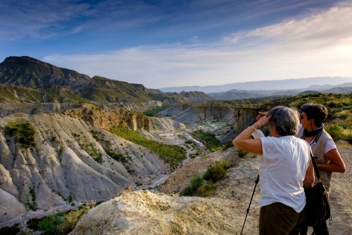 Recorrer el desierto de Tabernas significa ponerse en la piel de Lawrence de Arabia o de Cleopatra.