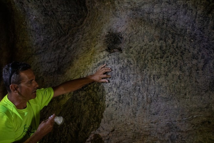 Cueva El Carrascal