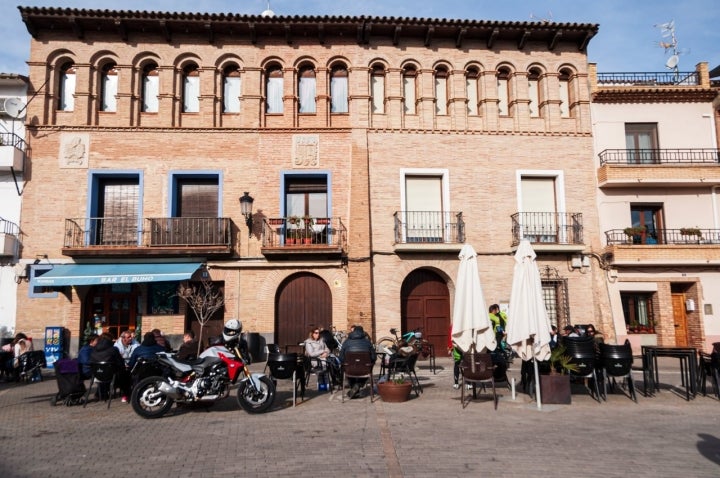 n la plaza de los Obispos está el restaurante 'El Búho' que homenajea las escudillas de Altamiras en su carta.