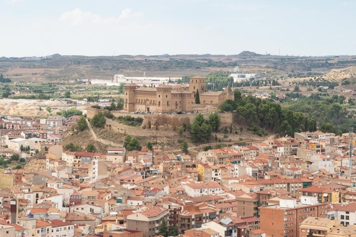 El imponente castillo de Alcañiz.