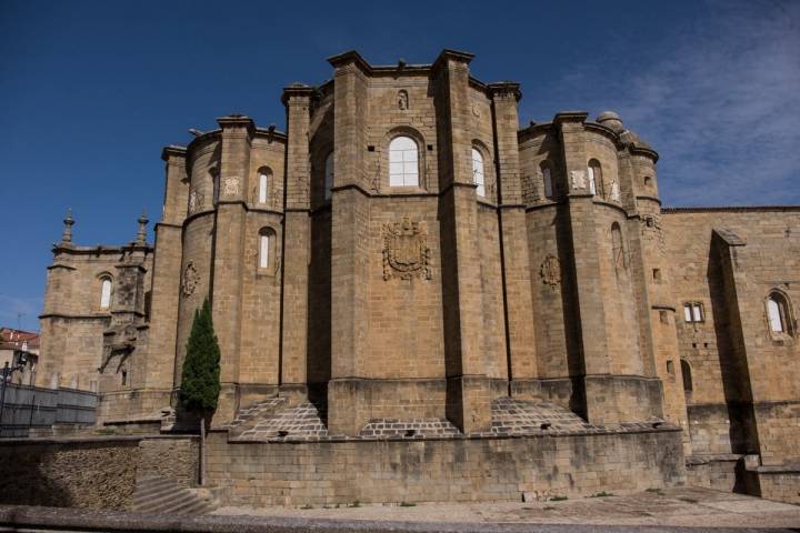 Fachada del Conventual de San Benito, donde se celebra el Festival de Teatro.