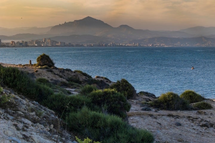 Ruta por el Cabo de Huertas (Alicante) Paseo al faro