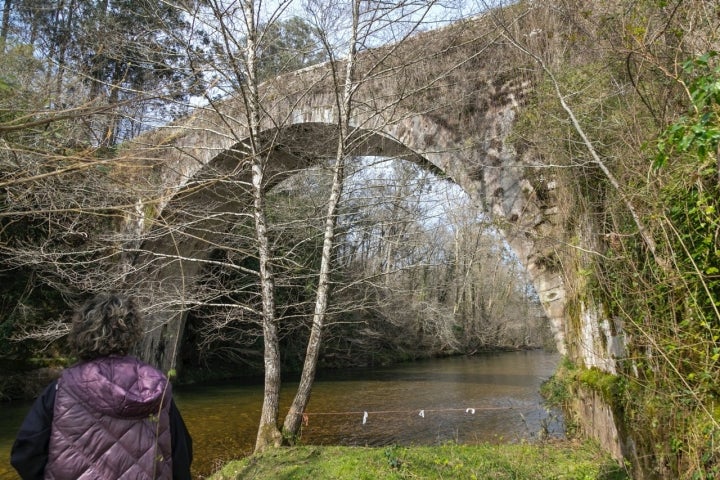 Puente del Tortorio sobre el río Nansa