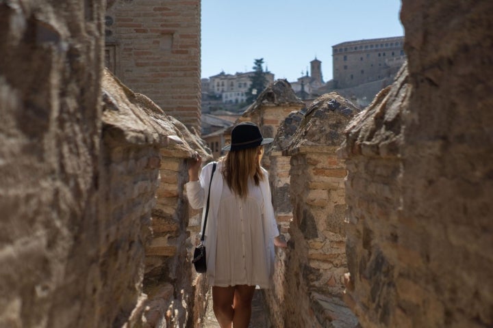 Un recorrido por las puertas y murallas de la Ciudad de las Tres Culturas.