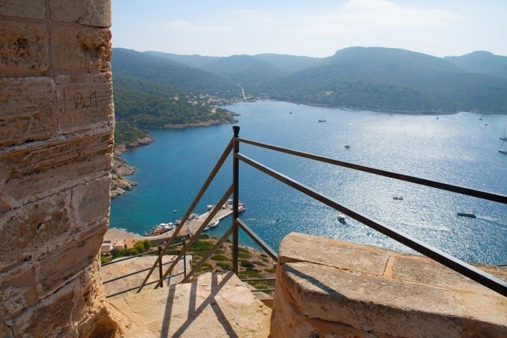 La isla de Cabrera se encuentra a media hora de la Colònia de Sant Jordi, en Mallorca. Foto: Shutterstock.