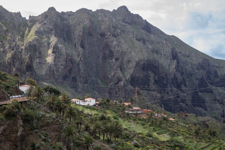 Caseríos en la Ruta por Masca (noroeste de Tenerife)
