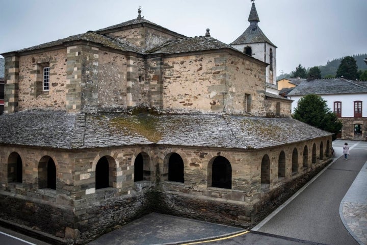 iglesia san salvador grandas de salime