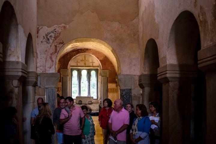 Es fácil entretener a los turistas aquí.