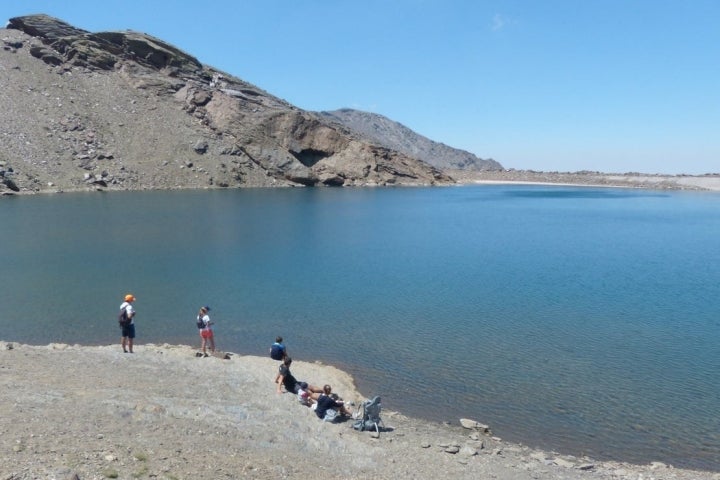 laguna de las yeguas sierra nevada