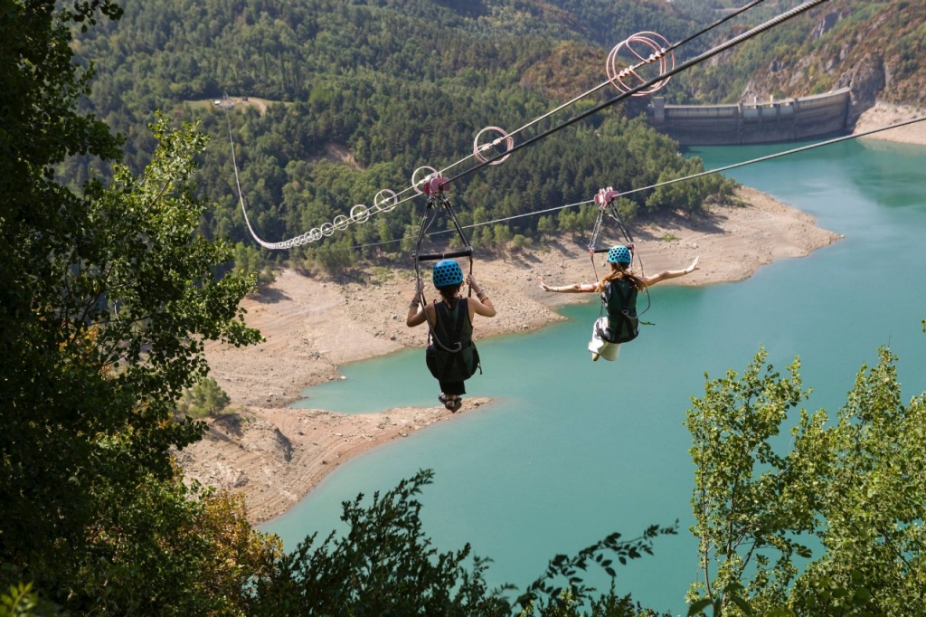 El Valle de Tena desde el aire: pura adrenalina
