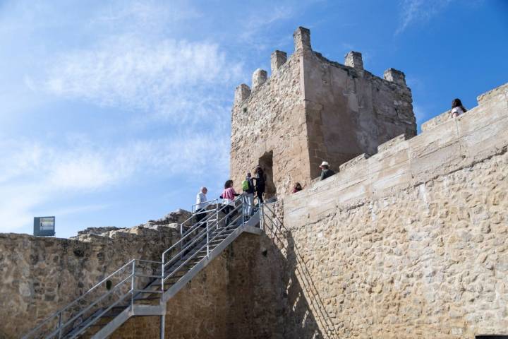 La Torre del Homenaje, del castillo Hisn-Ashar, a la que Rafael Alberti dedicó un poema.
