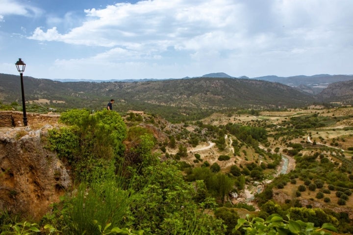 Ruta por Letur mirador de la Molatica
