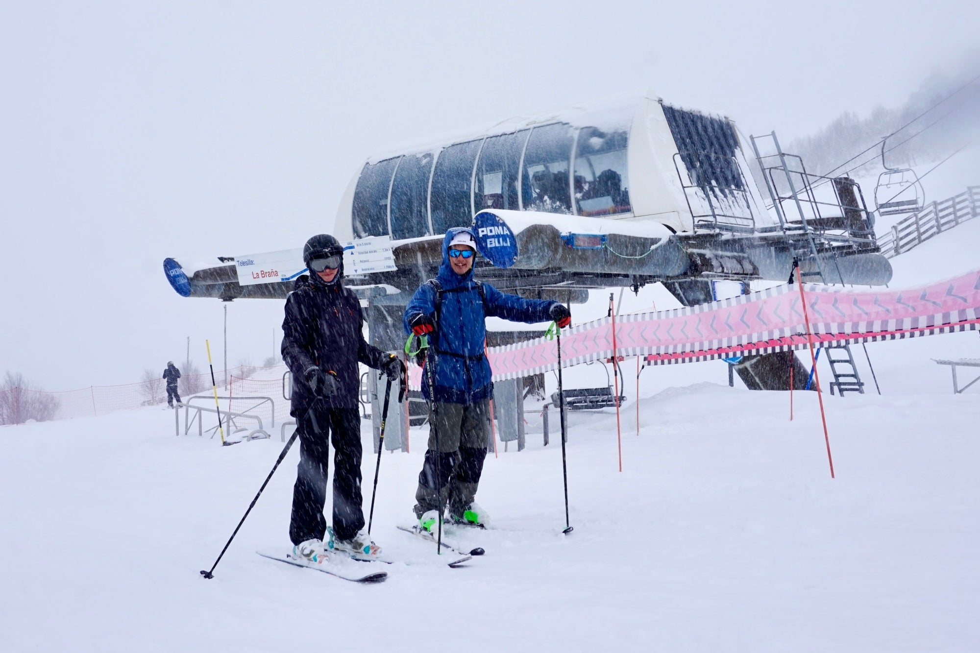  Esquiadores en Valle de Laciana-Leitariegos
