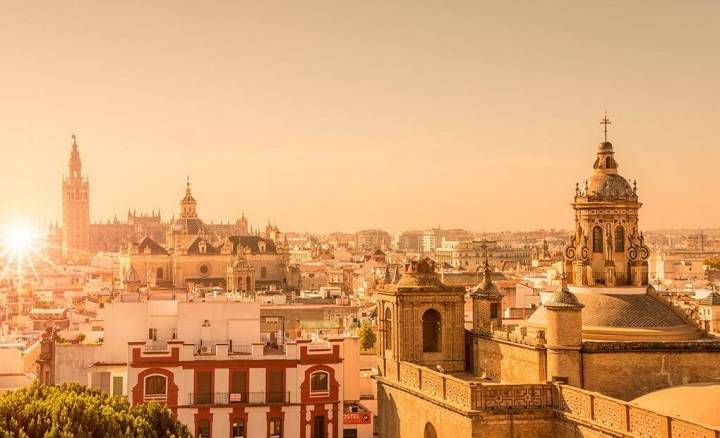 Foto panorámica del centro de Sevilla. Foto: Shutterstock.