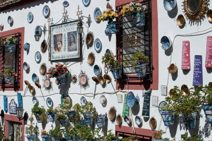 La fachada de Brígida, al inicio de la subida al Sacromonte. Una delicia.