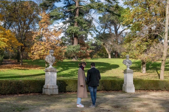 Esperando la visita al búnker ante los emperadores.