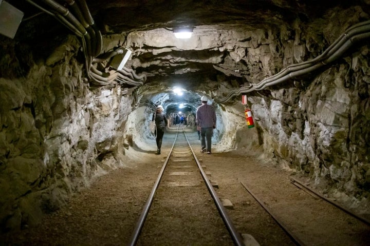 Juan Cañizares es Ingeniero Técnico de Minas y es gerente y técnico de seguridad del museo.