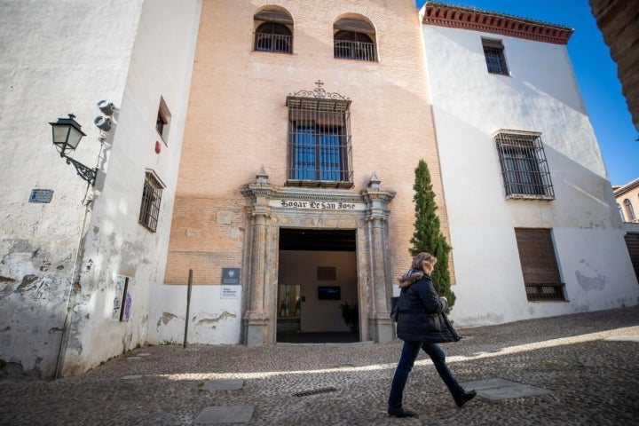 fachada palacio almirante granada