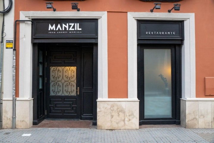 Manzil