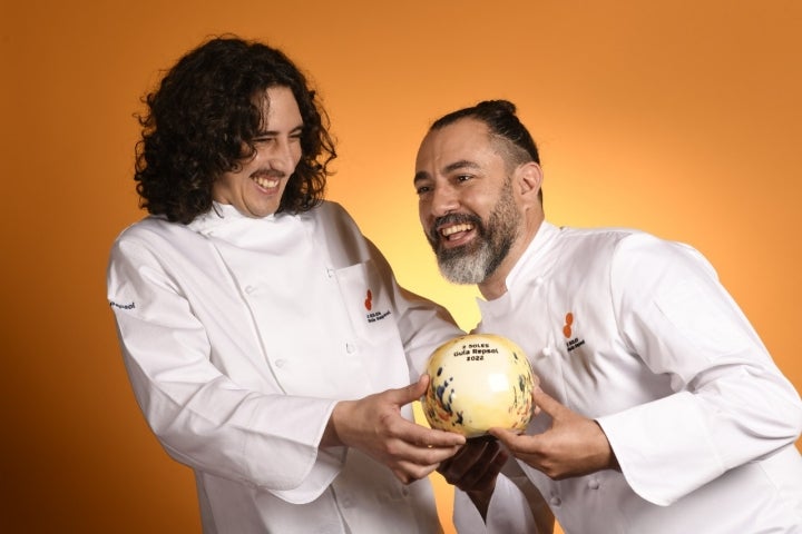 Alberto Pacheco y Rafa Zafra, con el Sol recibido por primera vez en 2022