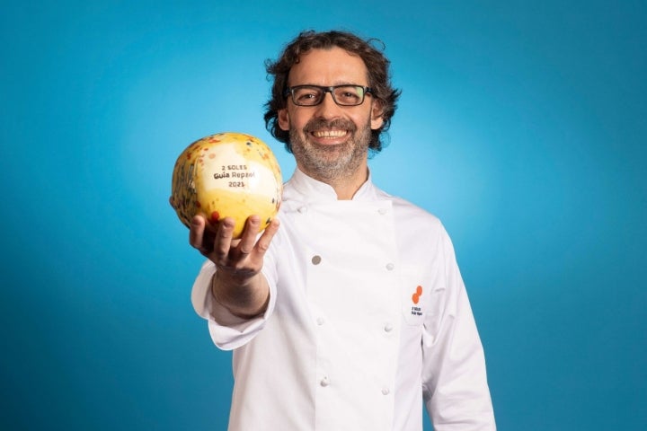 Oriol Ivern Bondia, con los dos Soles por Hisop, recibido por primera vez en 2021
