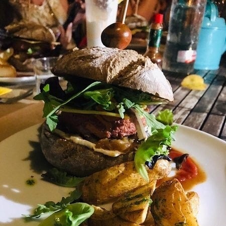 Temple Natura Café Garden