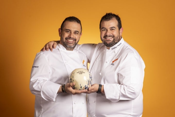 Los Hermanos Padrón, con los tres Soles recibidos por primera vez en 2022